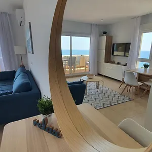 https://beachfront-parque-paloma.es-andalucia.com